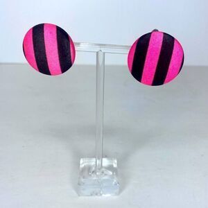 Black/Pink satin button clip on earrings from RESET-CLOSET